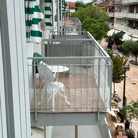 Condominio Lanterna * リニャーノ・サッビアドーロ